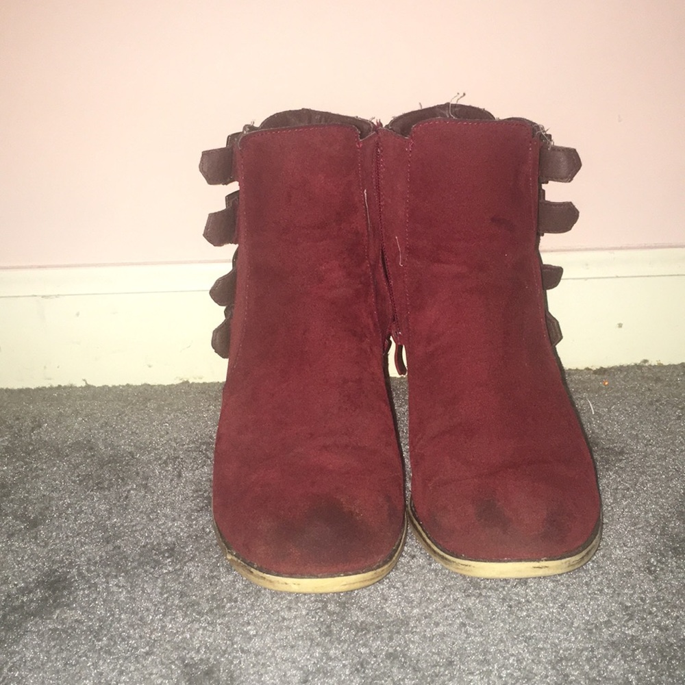 Red bootie